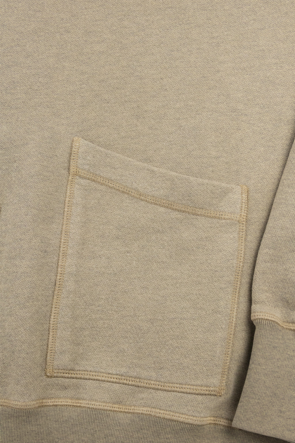 REEVES Crewneck Squared Pockets