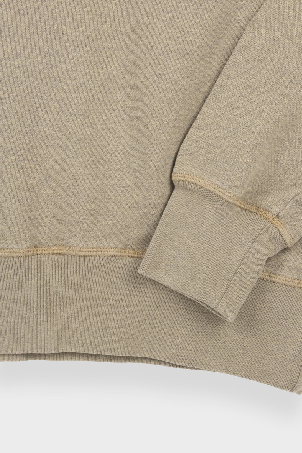 STEVE Crewneck